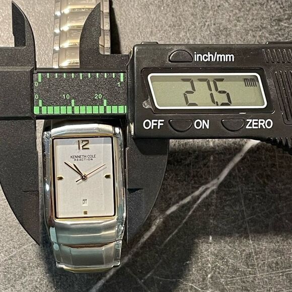 Mens Kenneth Cole Gold and Silver Tone Bracelet Watch - New Battery - Picture 3 of 5